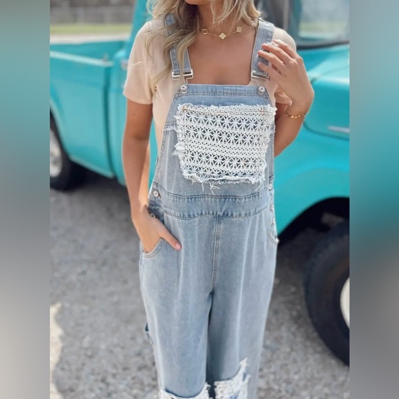 NWT POL Boho Patchwork Crochet Jean Denim Overalls - Picture 4 of 15